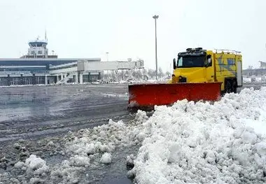 پروازهای فرودگاه اردبیل با وجود بارش برف انجام می‎شود