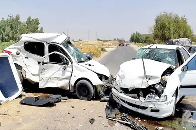 برخورد دو خودروی سواری در کرمان با ۶ فوتی