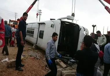 پنج کشته و 15 مصدوم در واژگونی اتوبوس در مرودشت