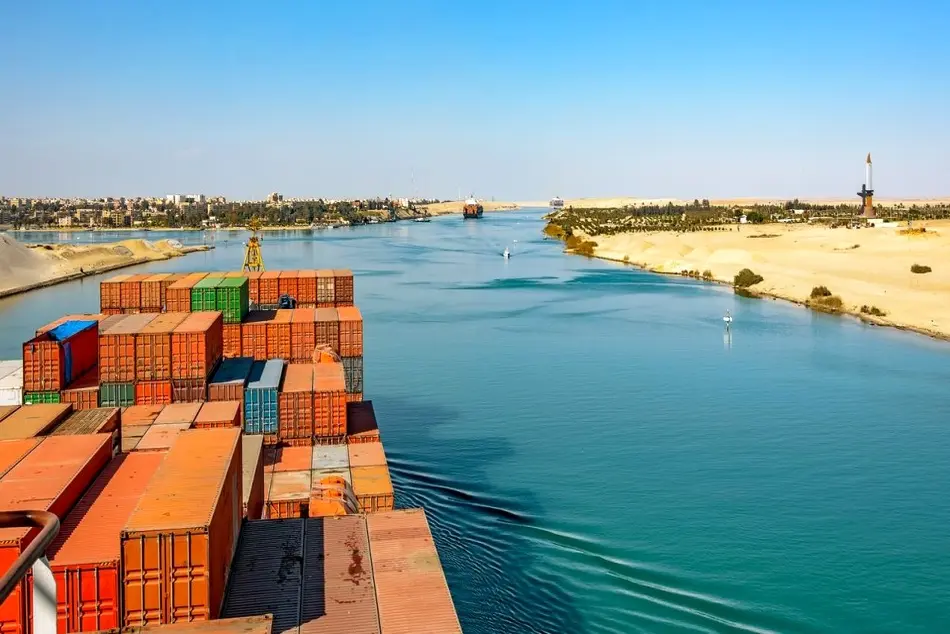 Five ships collide at Suez Canal