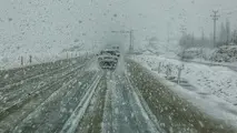 بارش برف و باران در محورهای مواصلاتی ۶ استان کشور