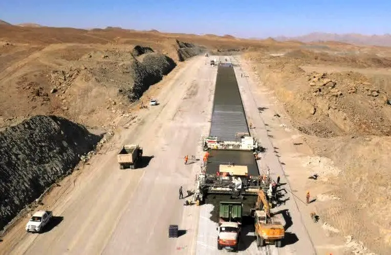 تکمیل پل جدید شوراب خرم‌ آباد تا پایان سال