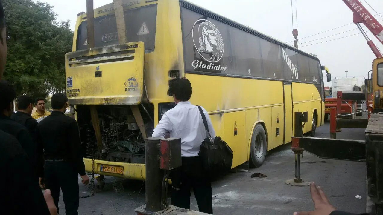 آتش سوزی اتوبوس حامل زائران کربلا در اندیمشک