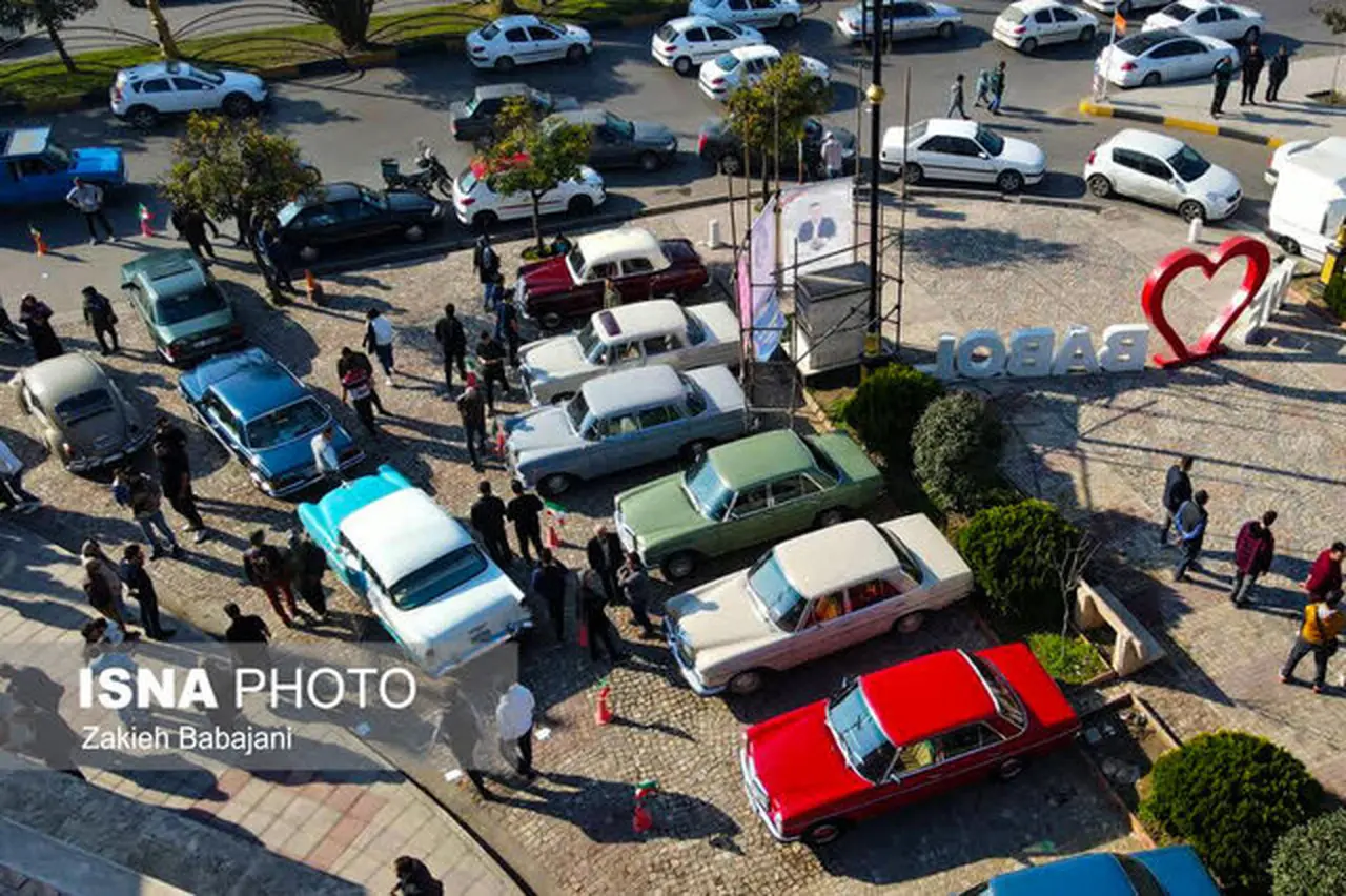 نمایش خودرو کلاسیک (1)