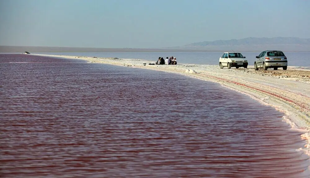 احداث مسیر دریاچه نمک قم ۴۵۰۰ میلیارد ریال اعتبار نیاز دارد
