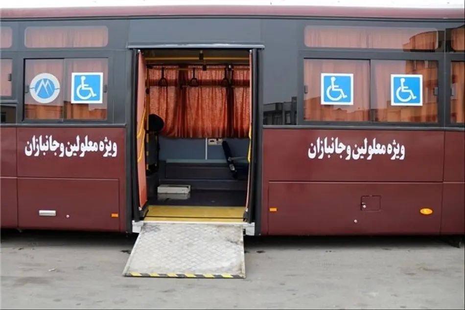 تبلیغ حقوق معلولان بر روی بدنه اتوبوس های BRT