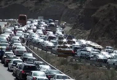 ترافیک شدید جاده‌های کرمانشاه در مسیر بازگشت زائران اربعین
