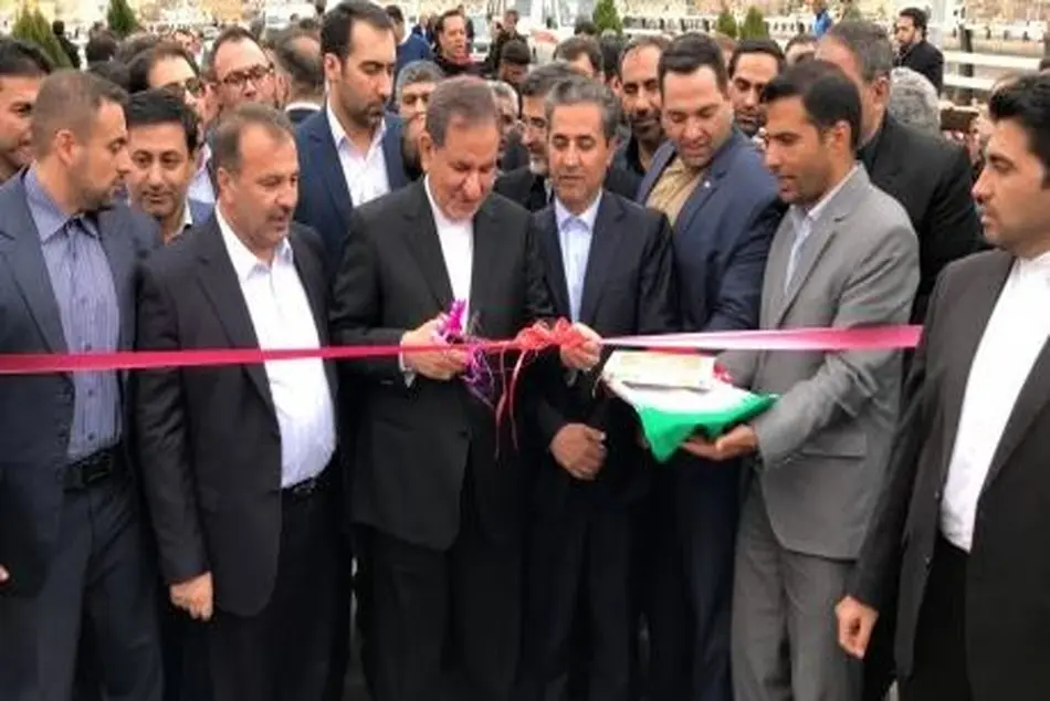 افتتاح سه پروژه شهری شیراز با حضور جهانگیری