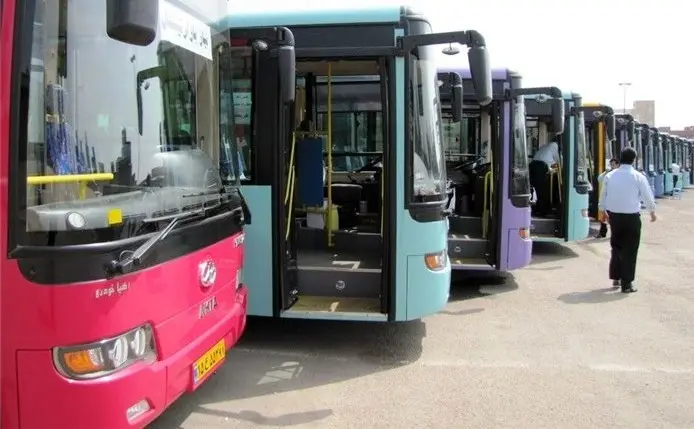  خدمات رسانی اتوبوس های شرکت واحد به شرکت کنندگان مراسم 13آبان