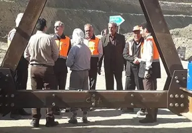  تسریع در بهره برداری از پل های فلزی مناطق سیل زده لرستان