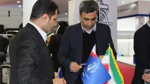 بازدید مقامات و گروه‌های مختلف از غرفه بندر امام خمینی (ره)