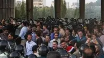 فیلمی دیگر از برخورد نیروهای پلیس با کارگران هپکو