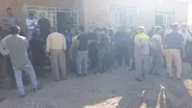 کارگران تراورس در لرستان دست از کار کشیدند
