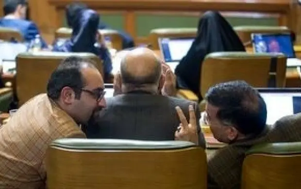 سیاسی‌کاری در شورای شهر تهران کلید خورد