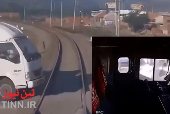 فیلم | برخورد وحشتناک قطار با کامیون در گذرگاه راه آهن ترکیه