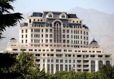 یک شخص مالک ۱۰۰۰ ملک در ایران است