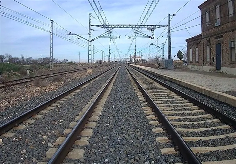 برقی‌سازی راه‌آهن در ایران، مثنوی هفتاد من