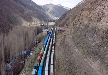 افزایش ۴۲ درصدی بارگیری کالا از طریق ناوگان ریلی راه آهن منطقه آذربایجان 