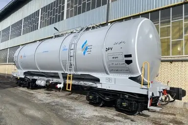 بومی سازی نخستین واگن تخصصی حمل بنزین با سرمایه گذاری شرکت حمل و نقل ریلی پارسیان