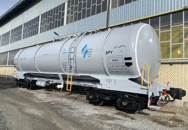 بومی سازی نخستین واگن تخصصی حمل بنزین با سرمایه گذاری شرکت حمل و نقل ریلی پارسیان