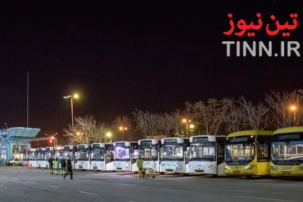 ضدعفونی و شستشوی اتوبوس های شهری اراک برای پیشگیری از کرونا