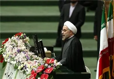 روحانی : رشد اقتصادی مثبت و افزایش تولید نفت دستاوردهای دولت یازدهم
