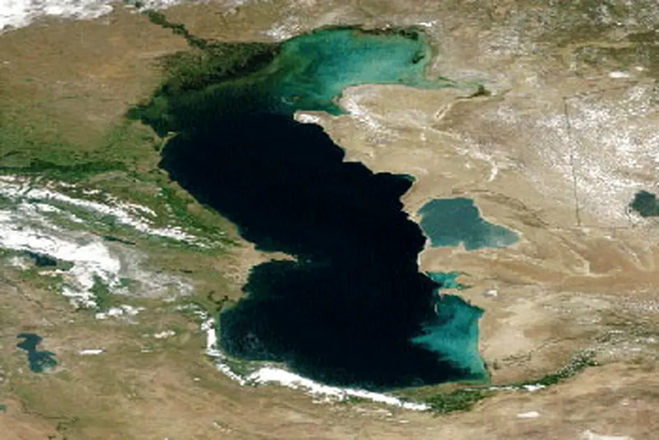آلودگی نفتی تهدیدی برای بزرگترین دریاچه جهان