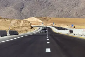 چراغ سبز به تکمیل قطعه ۸ آزادراه شیراز اصفهان با توافق با معدن‌ داران