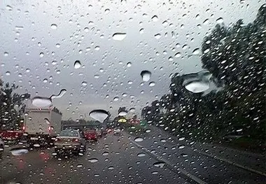 بارش باران در محورهای ۶ استان/ از ترافیک راه‌ ها چه خبر؟ 
