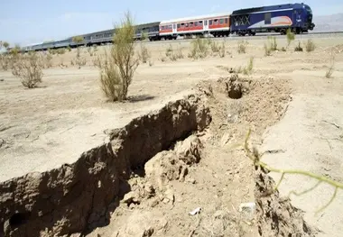 خطر جدی «فرونشست» برای سیستم حمل و نقل کشور 
