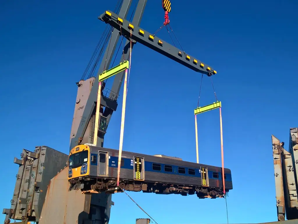 Auckland DMUs shipped to Mozambique