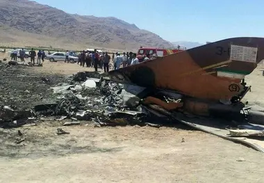 یک فروند هواپیما در دزفول سقوط کرد