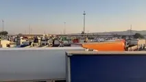 فیلم| باز هم بومی گرایی و عدم ارایه بار به رانندگان کامیون مهریز