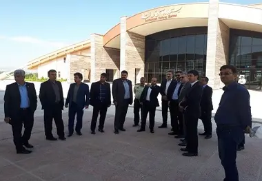 بازدید معاون بازرگانی و بهره برداری راه آهن ج.ا.ا از راه آهن کرمانشاه