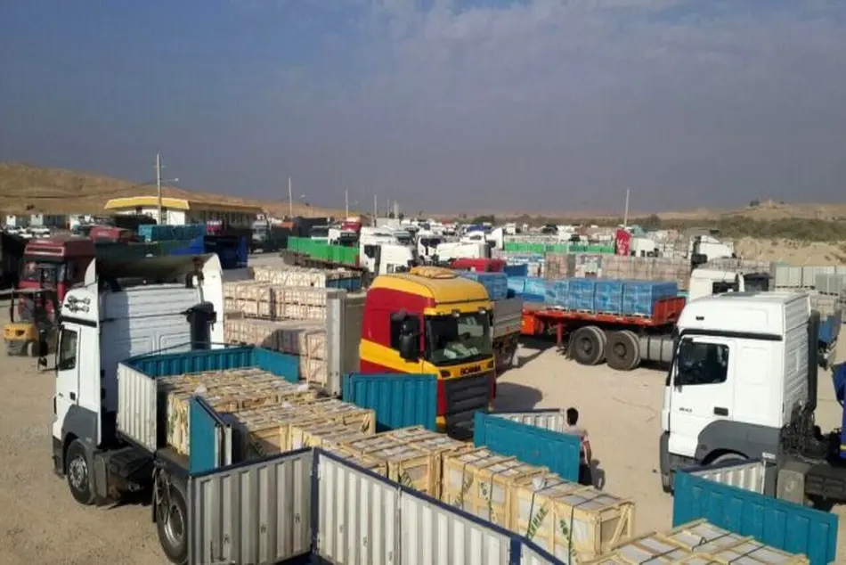 ترانشیپ بیش از یک میلیون و ۸۰۰ هزار تن کالا از مرزهای خوزستان 