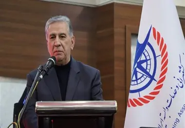 مجلس در فرایند واگذاری سهام ایران‌ خودرو جدیت به خرج دهد