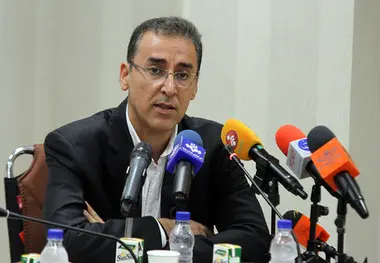 خدمت‌رسانی ۶ هزار دستگاه اتوبوس همزمان با بارش برف در پایتخت