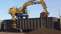 اولین محموله ریلی کلینگر سیمان به بندر امام خمینی(ره) ارسال شد