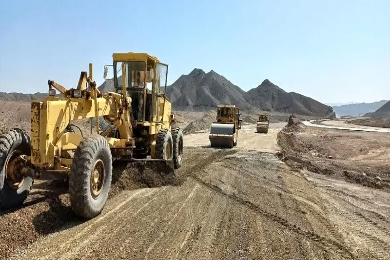 پیشرفت بالای ۸۵ درصدی ۶ پروژه راهسازی در استان اصفهان 