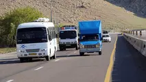 ترافیک سنگین در آزادراه قزوین -کرج/ بارش برف و باران در برخی محورهای برون شهری