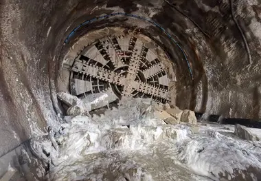 تونل راه آهن بروجرد وارد مرحله اجرایی شد/ شروع عملیات در ۱۳ آبان