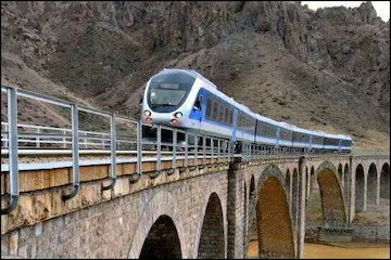 راه‌اندازی آزمایشی قطار اتوبوسی سلماس – تبریز 