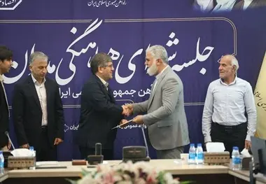 آزادگان؛ مسافران سربلند تاریخ راه‌ آهن/ از مردان سال‌ های اسارت قدردانی شد