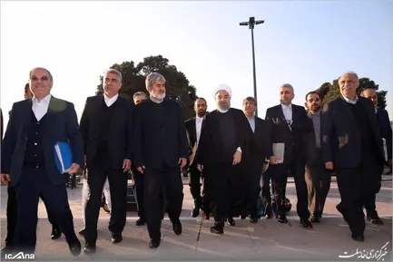 روحانی در مجلس