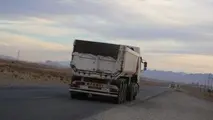 انتقاد یک کامیون‌دار از فشارهای وارده به این صنف