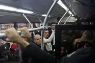 نفس تنگی مسافران در اتوبوس های بدون کولر