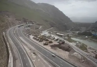 بازگشایی محور آزادراه منجیل به رودبار در گیلان

