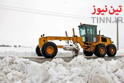 برف روبی و بازگشایی جاده ها در آذربایجان غربی