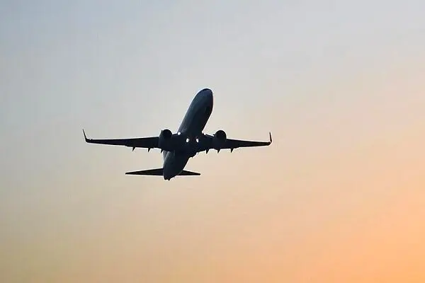 مسافران پرواز مشهد- مسقط با هواپیمای جایگزین اعزام شدند