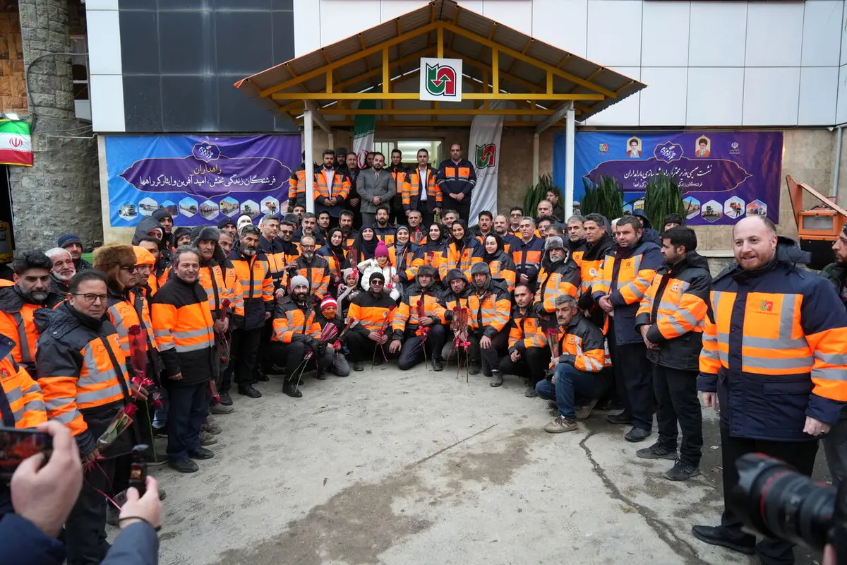 دیدار فرزانه صادق با راهداران گچسر